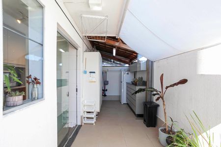 Apartamento à venda com 167m², 3 quartos e 2 vagasÁrea Privativa 