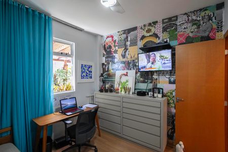 Apartamento à venda com 167m², 3 quartos e 2 vagasQuarto 2