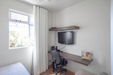 Apartamento à venda com 167m², 3 quartos e 2 vagasQuarto 1