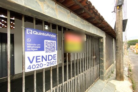 Casa à venda com 200m², 2 quartos e 2 vagas