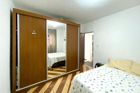 Casa à venda com 200m², 2 quartos e 2 vagas Casa à venda com 200m², 2 quartos e 2 vagasQuarto 3