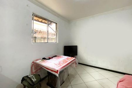 Casa à venda com 200m², 2 quartos e 2 vagas Casa à venda com 200m², 2 quartos e 2 vagasCozinha