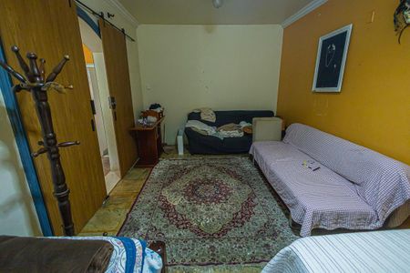 quarto 1 (6 quartos no 1º andar) de casa à venda com 10 quartos, 469m² em Serrano, Belo Horizonte