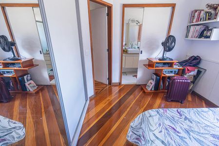 Casa à venda com 469m², 10 quartos e 4 vagasquarto 8 / suite