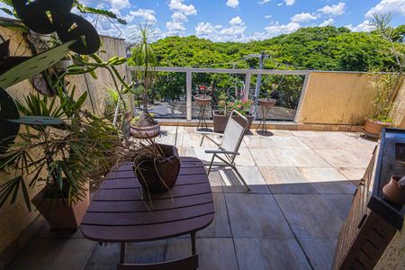 Casa à venda com 469m², 10 quartos e 4 vagasespaço gourmet