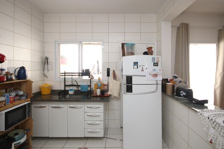 Casa de condomínio à venda com 112m², 3 quartos e 2 vagasCozinha 