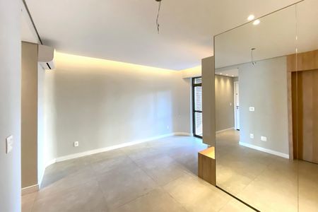 Apartamento para alugar com 80m², 2 quartos e 2 vagasSala