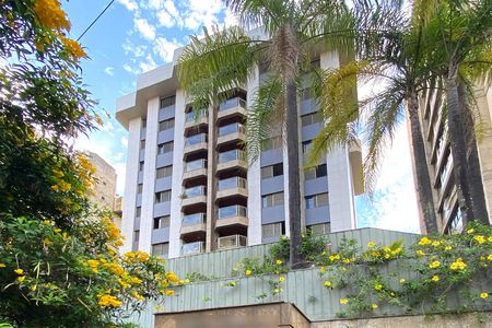 Apartamento para alugar com 80m², 2 quartos e 2 vagasFachada