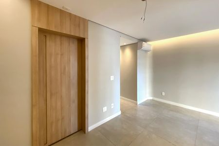 Sala de apartamento para alugar com 2 quartos, 80m² em Santo Antônio, Belo Horizonte