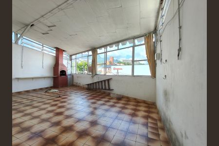 Apartamento à venda com 106m², 2 quartos e sem vaga Apartamento à venda com 106m², 2 quartos e sem vagaVaranda da Sala