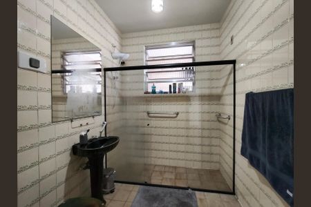 Apartamento à venda com 106m², 2 quartos e sem vaga Apartamento à venda com 106m², 2 quartos e sem vagaBanheiro Corredor