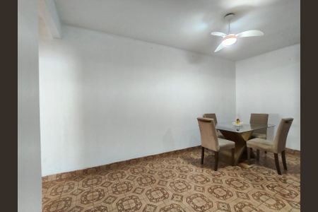 Apartamento à venda com 106m², 2 quartos e sem vaga Apartamento à venda com 106m², 2 quartos e sem vagaSala de Jantar