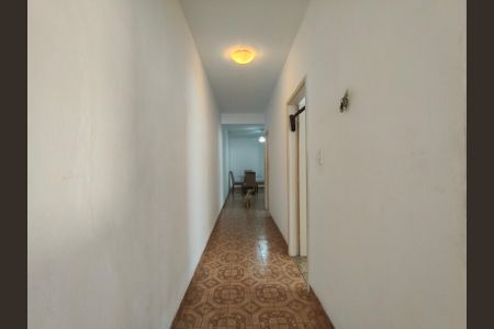 Corredor de apartamento à venda com 2 quartos, 106m² em Praça da Bandeira, Rio de Janeiro