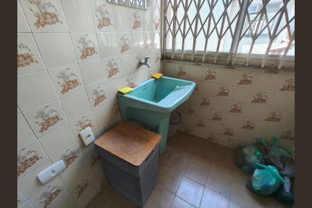 Apartamento à venda com 106m², 2 quartos e sem vaga Apartamento à venda com 106m², 2 quartos e sem vagaÁrea de Serviço