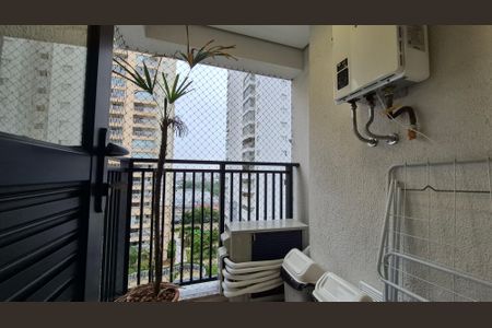 Apartamento à venda com 93m², 2 quartos e 3 vagasArea de serviço