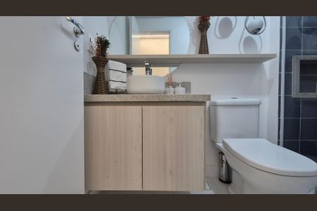 Apartamento à venda com 93m², 2 quartos e 3 vagasBanheiro