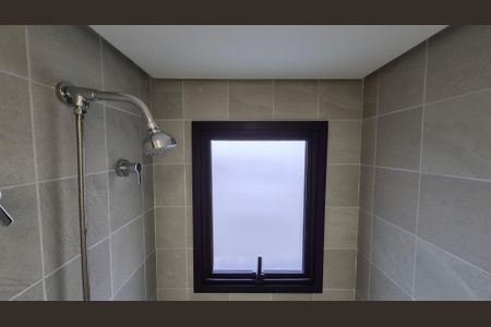 Apartamento à venda com 93m², 2 quartos e 3 vagasBanheiro da suíte 2