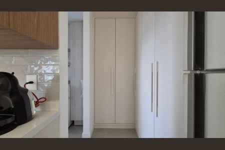 Apartamento à venda com 93m², 2 quartos e 3 vagasCozinha