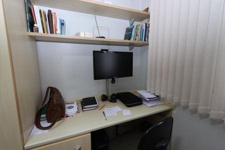 Apartamento à venda com 59m², 2 quartos e 1 vagaQuarto 2