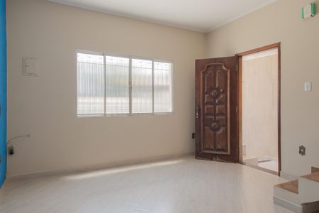 Sala de casa para alugar com 3 quartos, 150m² em Jardim Araguaia, Mauá
