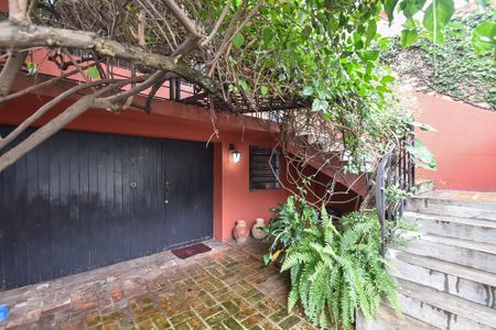 Casa à venda com 259m², 3 quartos e 2 vagas Casa à venda com 259m², 3 quartos e 2 vagasGaragem