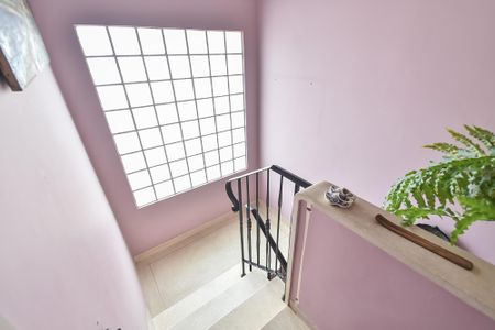 Casa à venda com 259m², 3 quartos e 2 vagas Casa à venda com 259m², 3 quartos e 2 vagasHall dos quartos