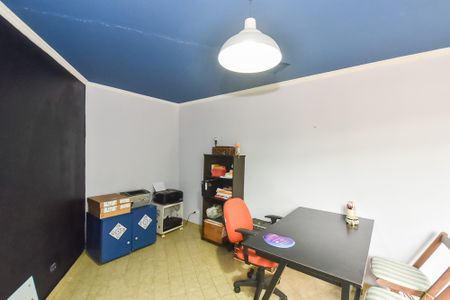 Casa à venda com 259m², 3 quartos e 2 vagas Casa à venda com 259m², 3 quartos e 2 vagasEdícula