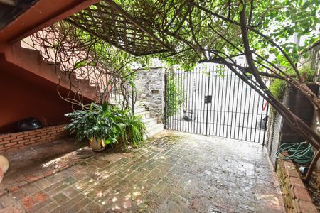 Casa à venda com 259m², 3 quartos e 2 vagas Casa à venda com 259m², 3 quartos e 2 vagasGaragem