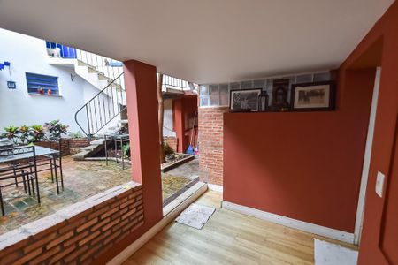 Casa à venda com 259m², 3 quartos e 2 vagas Casa à venda com 259m², 3 quartos e 2 vagasVaranda do salão