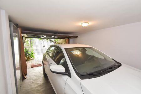 Casa à venda com 259m², 3 quartos e 2 vagas Casa à venda com 259m², 3 quartos e 2 vagasGaragem