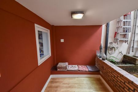 Casa à venda com 259m², 3 quartos e 2 vagas Casa à venda com 259m², 3 quartos e 2 vagasVaranda do salão