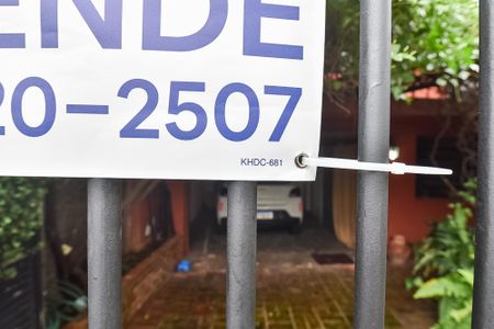 Casa à venda com 259m², 3 quartos e 2 vagas Casa à venda com 259m², 3 quartos e 2 vagasPlaca