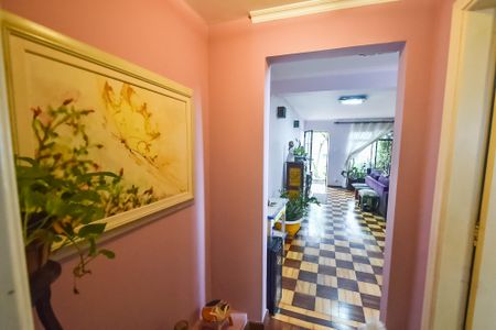 Casa à venda com 259m², 3 quartos e 2 vagas Casa à venda com 259m², 3 quartos e 2 vagasHall