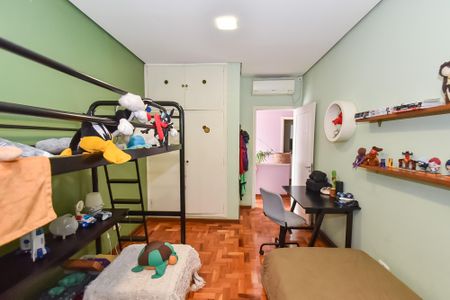 Casa à venda com 259m², 3 quartos e 2 vagas Casa à venda com 259m², 3 quartos e 2 vagasQuarto 1