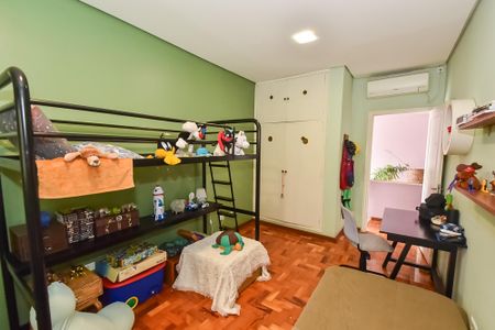 Casa à venda com 259m², 3 quartos e 2 vagas Casa à venda com 259m², 3 quartos e 2 vagasQuarto 1