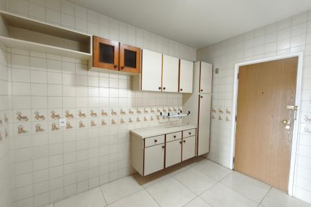 Apartamento à venda com 118m², 2 quartos e 1 vagaCozinha