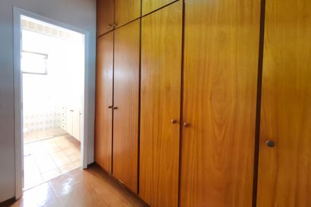 Apartamento à venda com 118m², 2 quartos e 1 vagaCloset Suíte