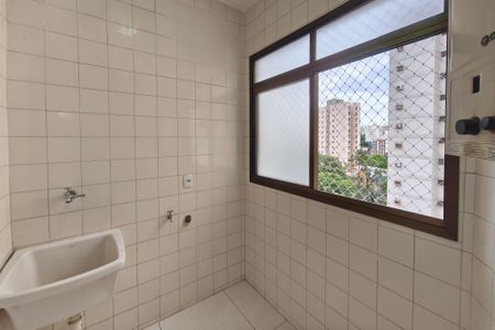 Apartamento à venda com 118m², 2 quartos e 1 vagaÁrea de Serviço