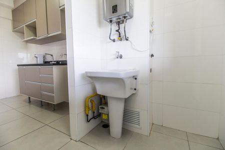 Apartamento à venda com 74m², 2 quartos e 2 vagas Apartamento à venda com 74m², 2 quartos e 2 vagasÁrea de Serviço