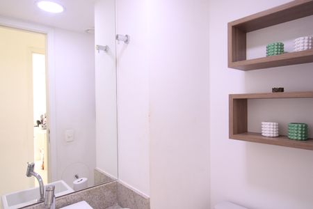 Apartamento à venda com 102m², 3 quartos e 2 vagasLavabo