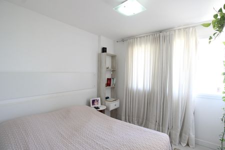 Apartamento à venda com 102m², 3 quartos e 2 vagasSuíte