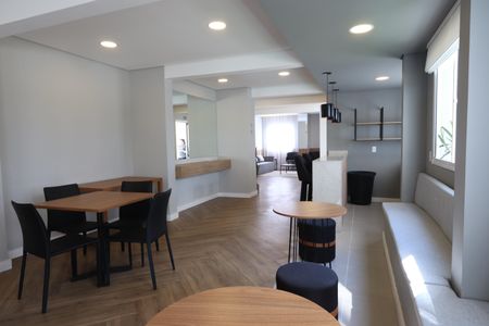 Apartamento para alugar com 35m², 2 quartos e sem vagaÁrea comum - Salão de festas