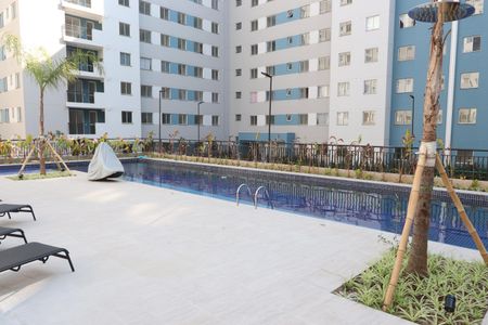 Apartamento para alugar com 35m², 2 quartos e sem vagaÁrea comum - Piscina
