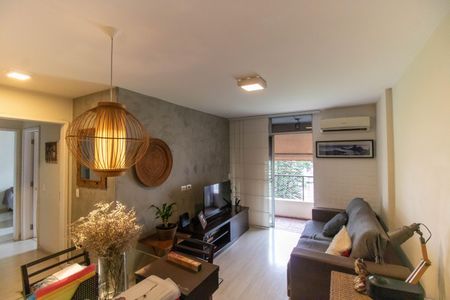 Sala de apartamento à venda com 2 quartos, 91m² em Icaraí, Niterói