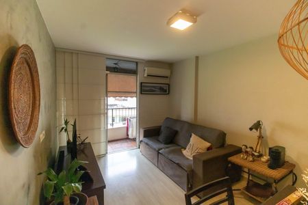 Sala de apartamento à venda com 2 quartos, 91m² em Icaraí, Niterói