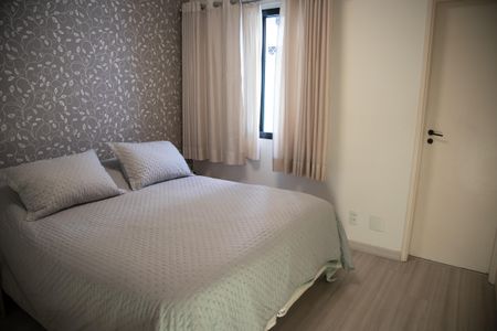 Apartamento à venda com 93m², 3 quartos e 2 vagasQuarto
