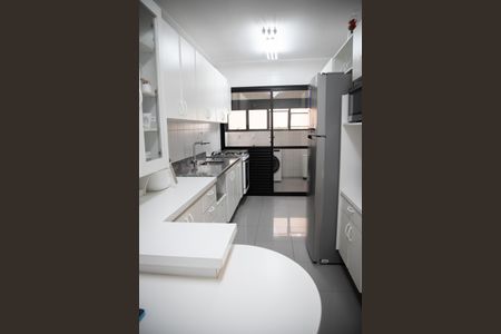 Apartamento à venda com 93m², 3 quartos e 2 vagasCozinha