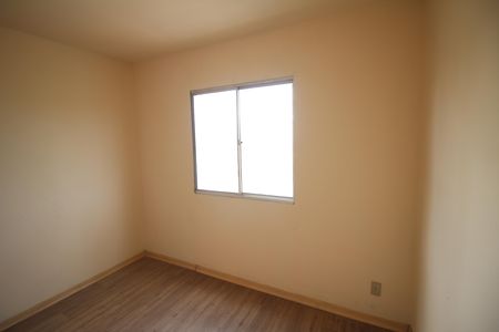 Quarto 1 de apartamento para alugar com 2 quartos, 45m² em Riacho das Pedras, Contagem