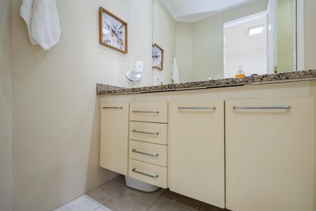 Apartamento à venda com 143m², 3 quartos e 2 vagasBanheiro da Suíte 2