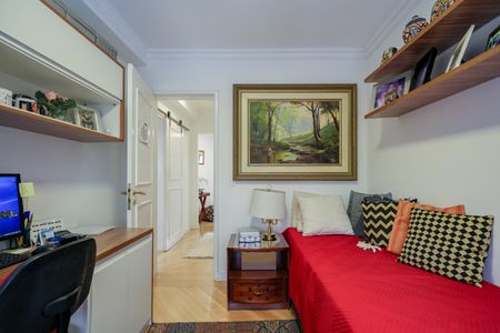 Apartamento à venda com 143m², 3 quartos e 2 vagasSuíte 3